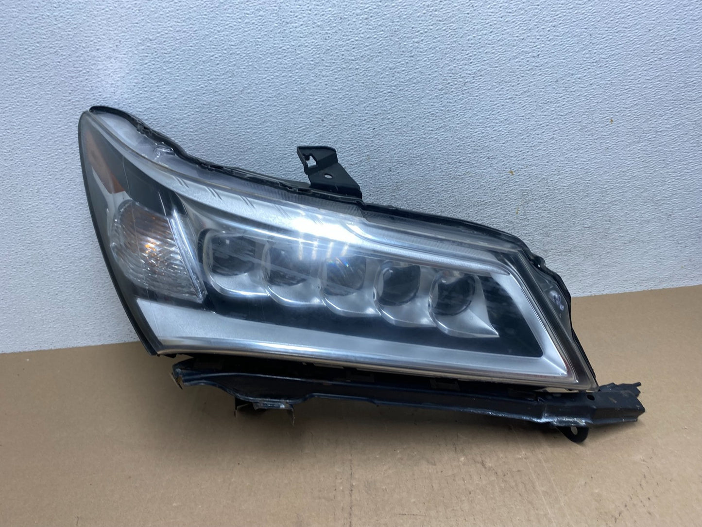 2014 to 2016 Acura MDX Headlight Halogen Right Passenger Aftermarket AE6678 DG0