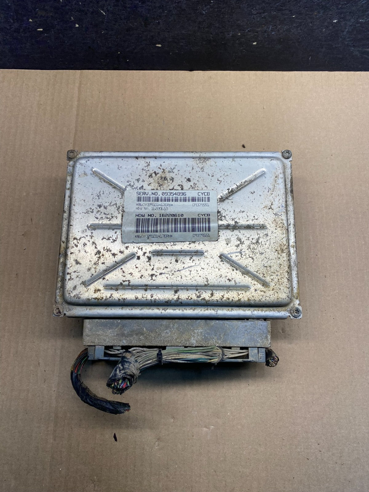 1999 2000 Chevrolet Silverado Engine Control Module ECM ECU 09354896 AG9434 DW0
