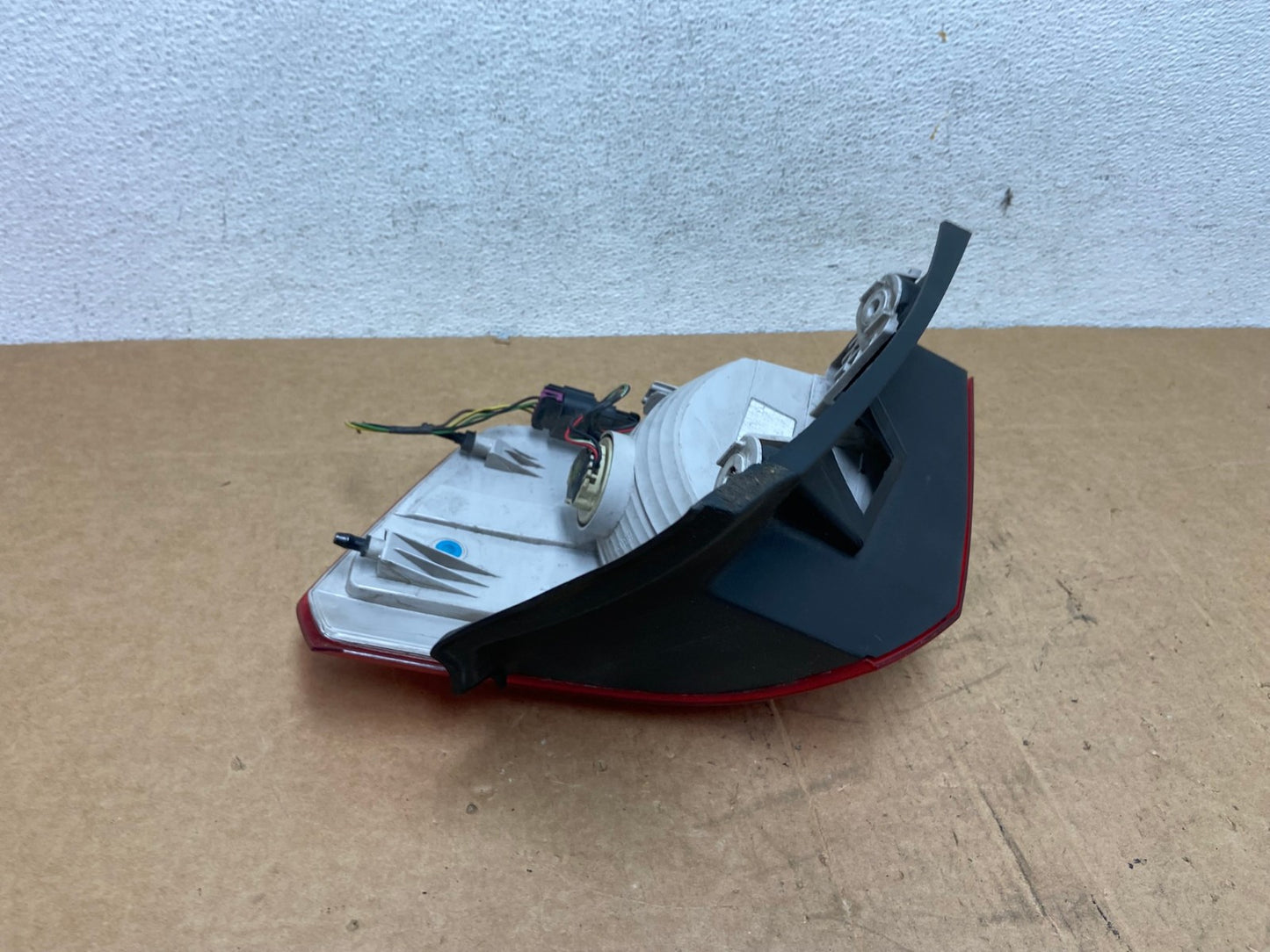 2010 to 2017 GMC Terrain Halogen Tail Light Left Driver Lh Side AD6347 LK4