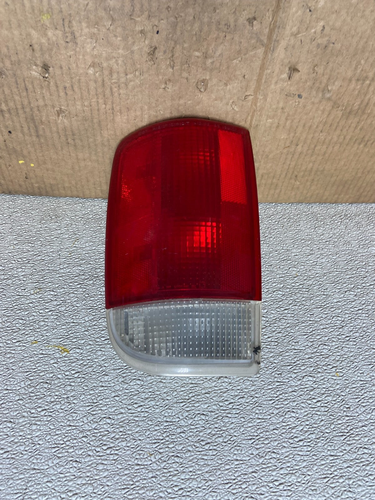 1995 to 2005 Chevrolet GMC Blazer S10 Left Driver Side Tail Light AA65680