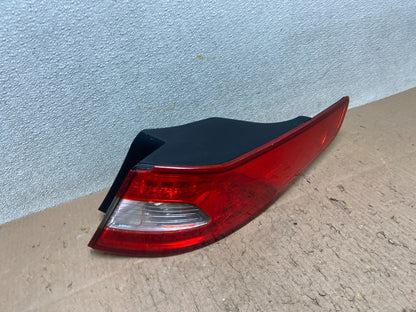 2011 2012 2013 Kia Optima Right Passenger RH Side LED Tail Light Y5030 DW2