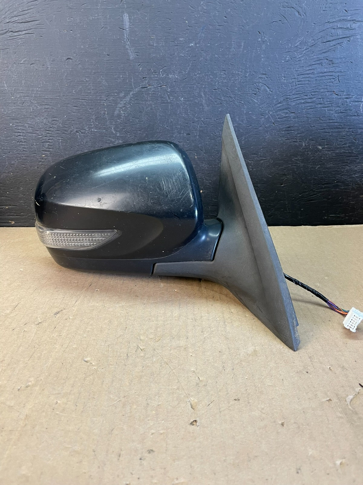 2011 2012 2013 Subaru Forester Right Passenger View Power Door Mirror AD5604 DW0