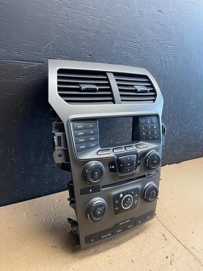 2011 to 2014 Ford Explorer Radio Climate Control Trim Bezel Panel ae3944 DG2