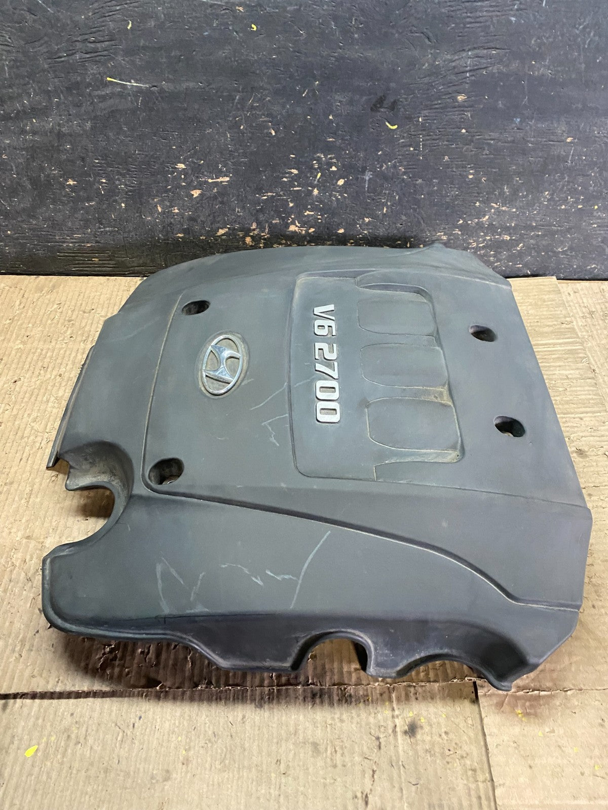 2005-2008 Hyundai Tucson 2.7L Engine Motor Cover OEM W9847 DG2