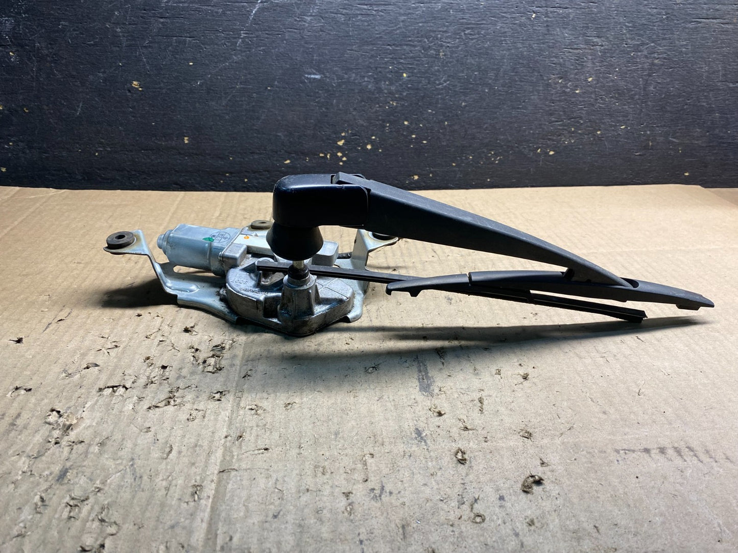 2011 to 2017 Nissan Quest Rear Wiper Motor AB03883