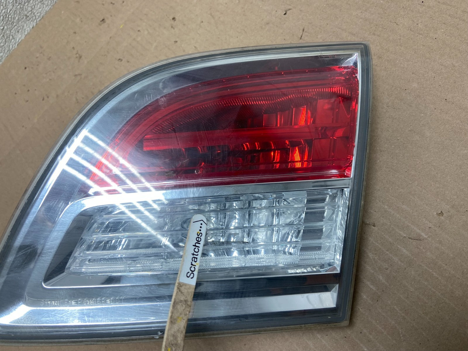 2007 2008 2009 Mazda Cx-9 Right Passenger Rh Side Inner Tail Light Oem AA0276 DW3