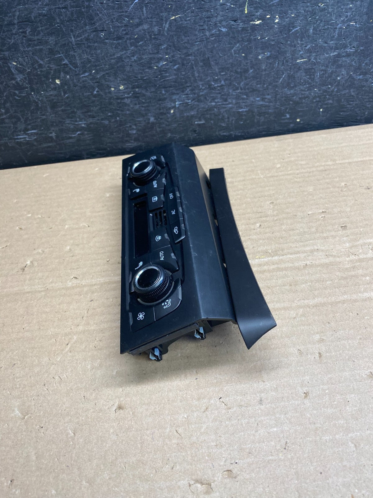 2009 - 2012 Audi A4 A5 Front Heater AC Climate Control Panel ag0120 DG1