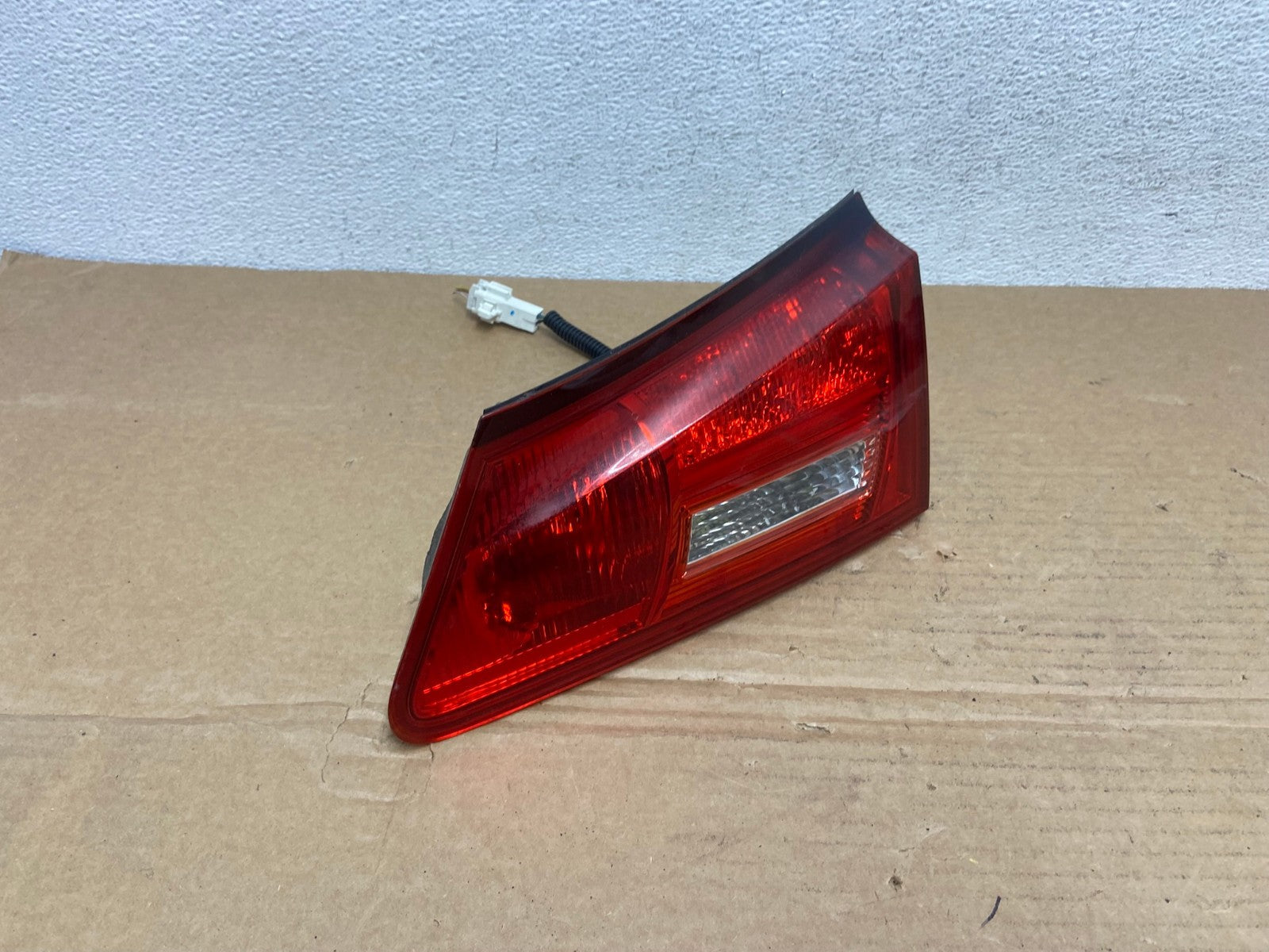 2006 - 2008 Lexus Is250 Is350 Right Passenger RH Inner Tail Light AD3869 LK2