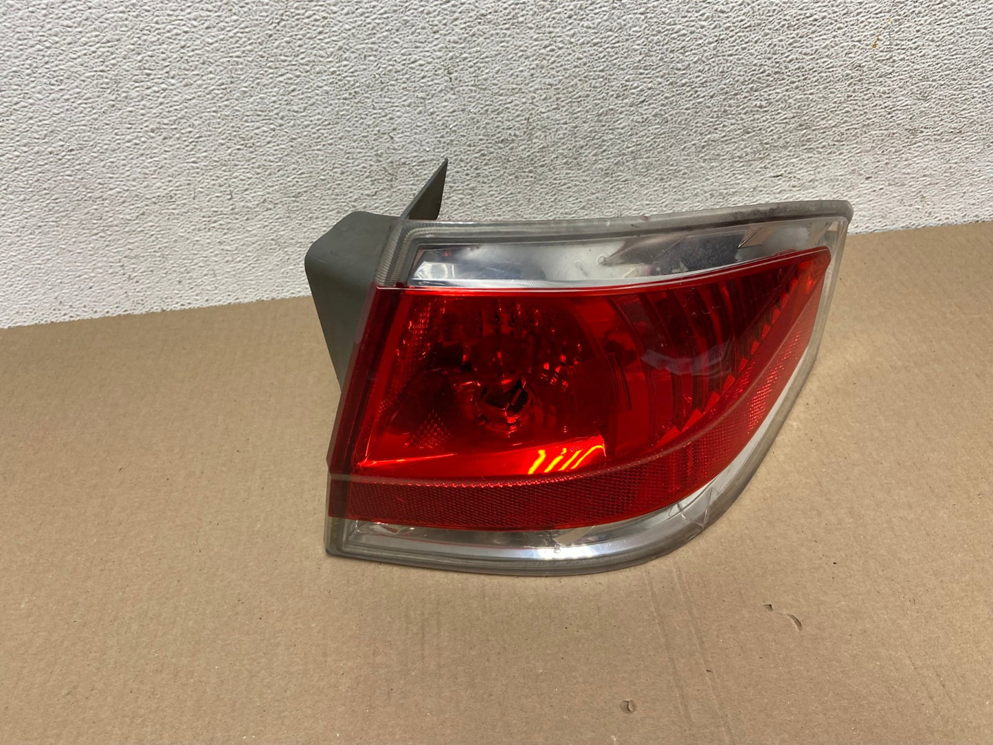 2008 2009 2010 2011 Ford Focus Sedan Right Passenger Tail Light AE9417 LK0
