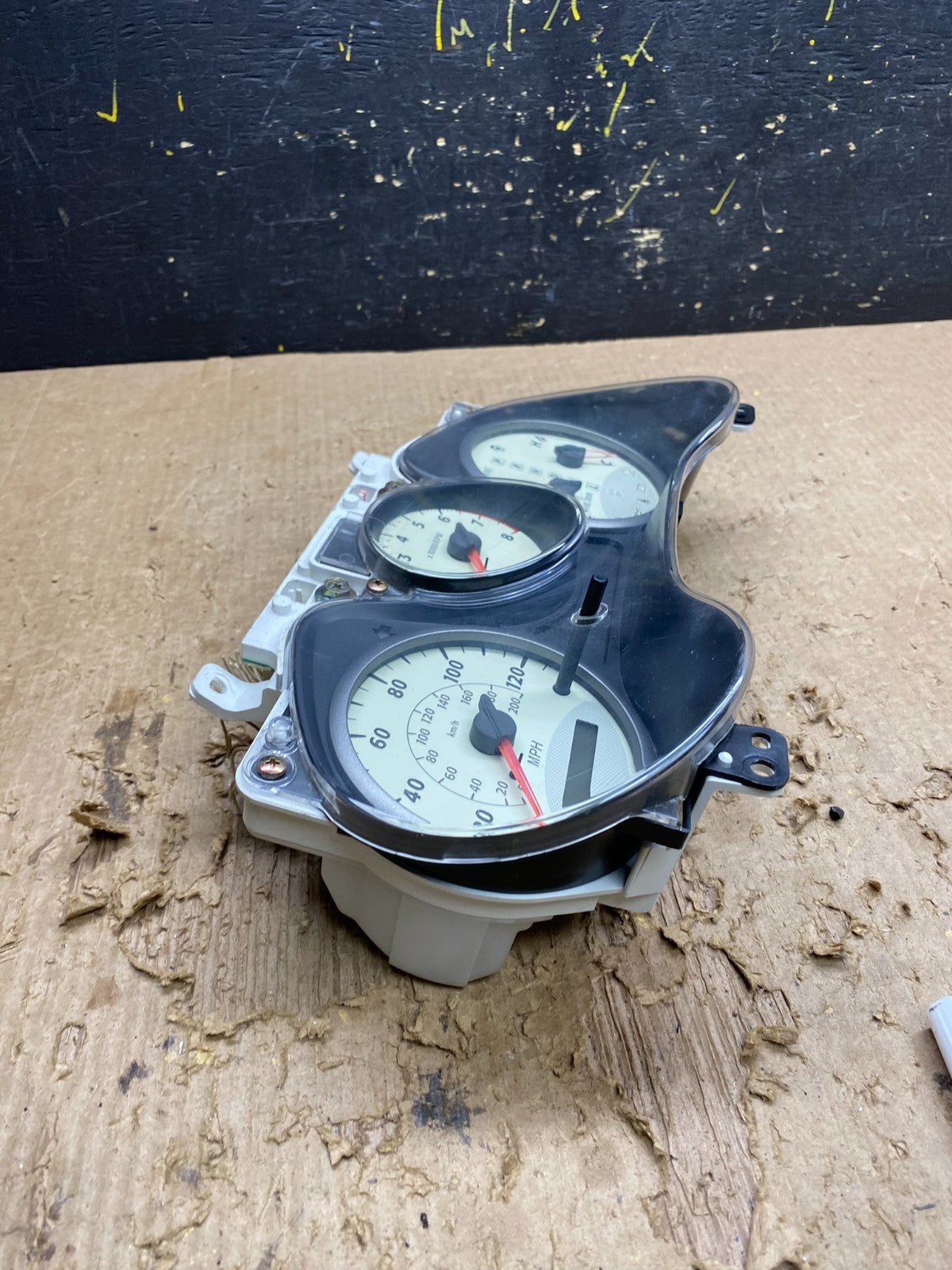 2001 2002 2003 Toyota Rav4 Speedometer Insrument Gauge Cluster Bezel  Z9904 DG1