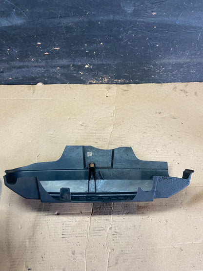 2008 to 2008 Audi  A6 3.2L Engine Motor Cover Oem R2078 DG4