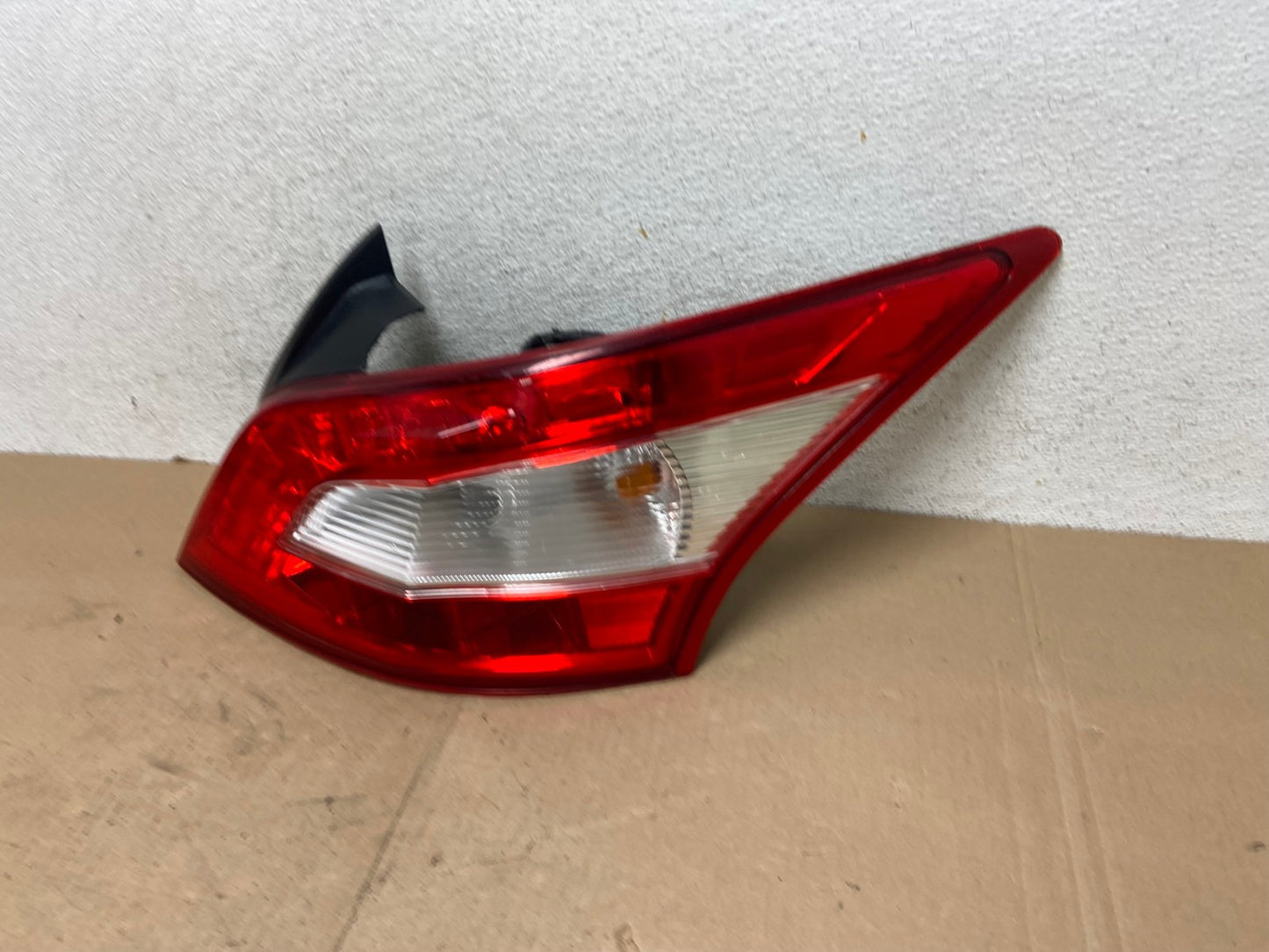 2009 2010 2011 Nissan Maxima Right Passenger RH Side Tail light AG4691 LK1