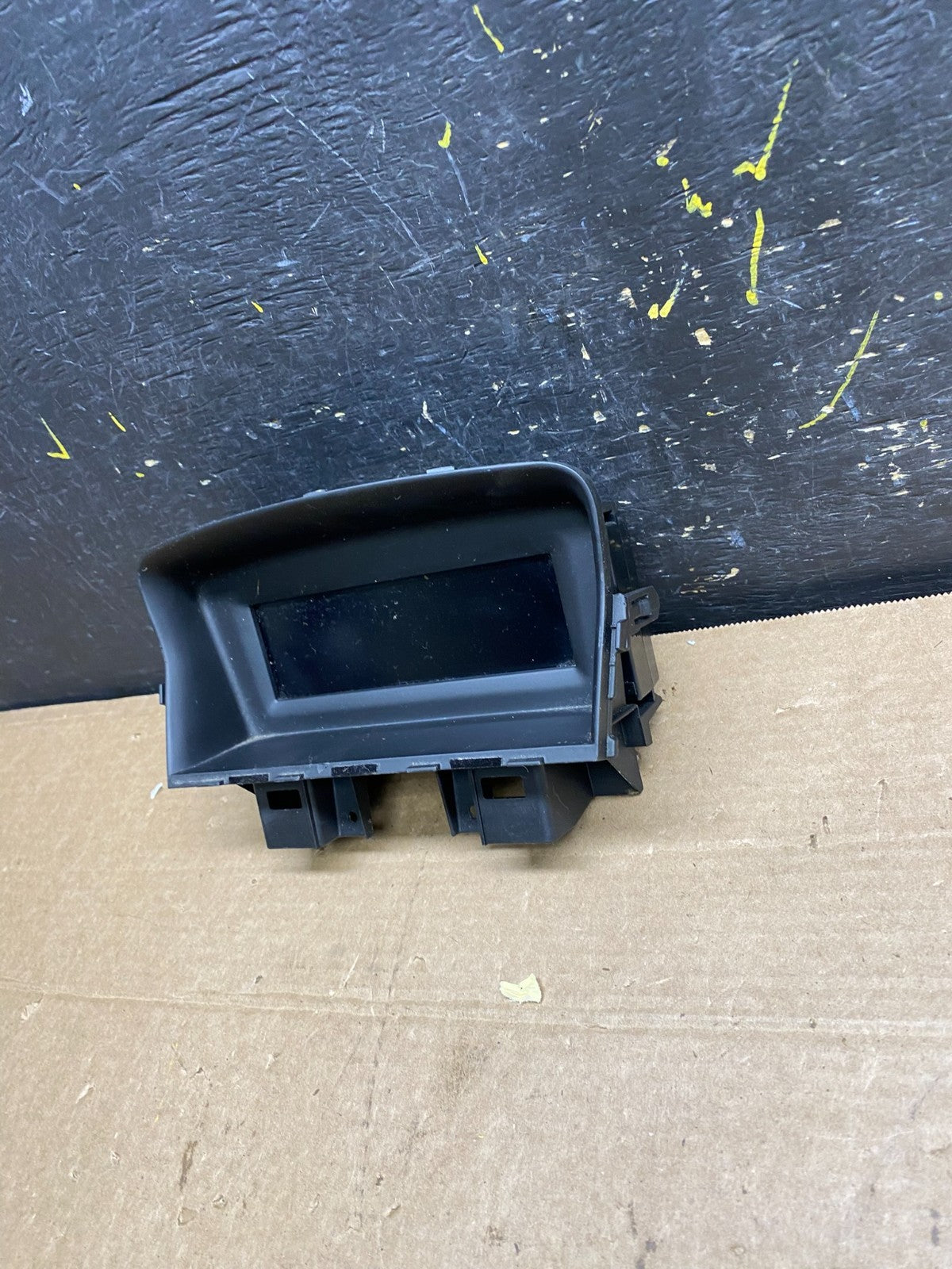 2010 to 2012 Chevrolet Cruze Information Display Screen W9432 DG1