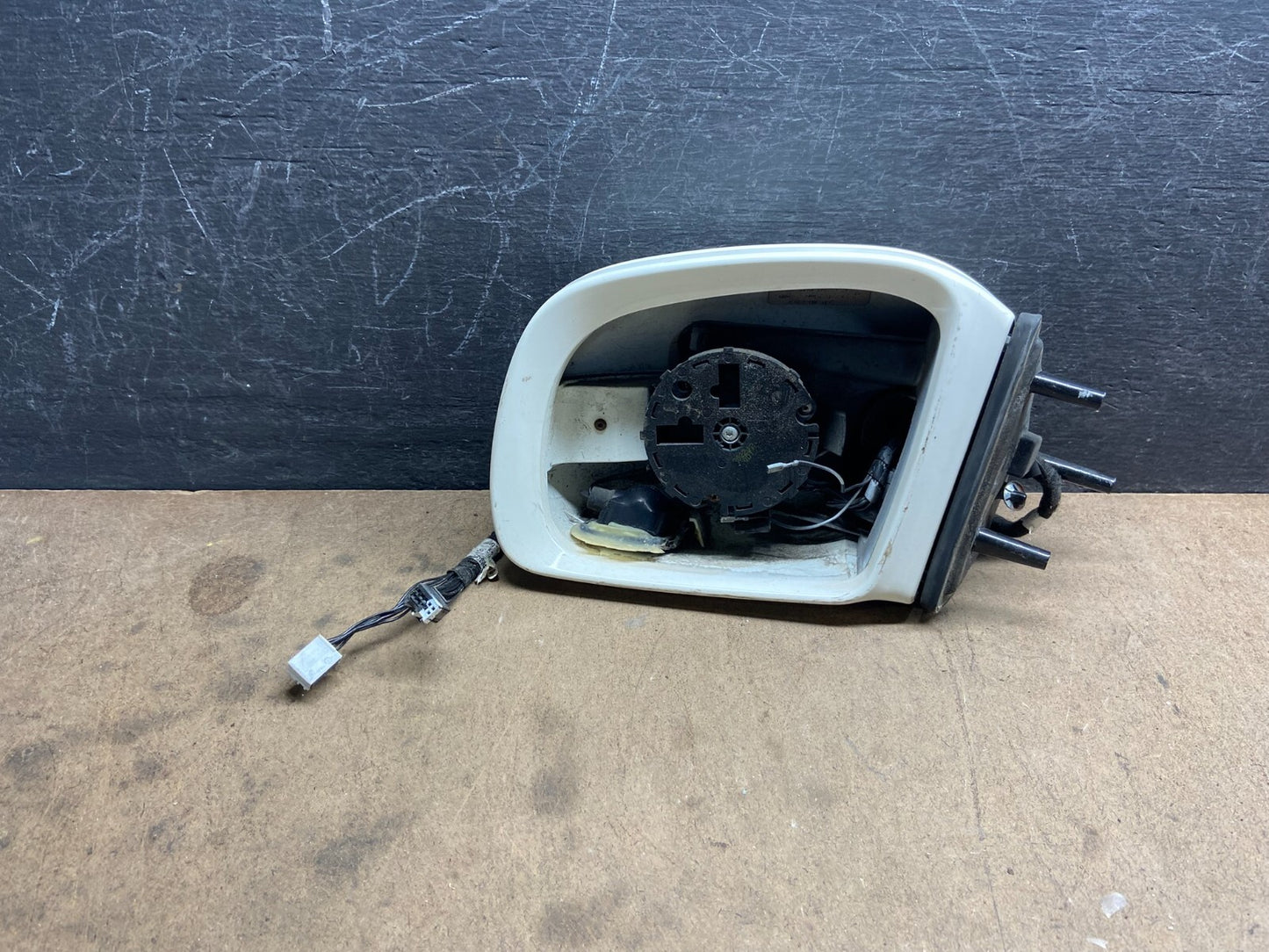 2007 2008  Mercedes GL-Class Left Driver LH Side Door View Mirror OEM M2986 DG2