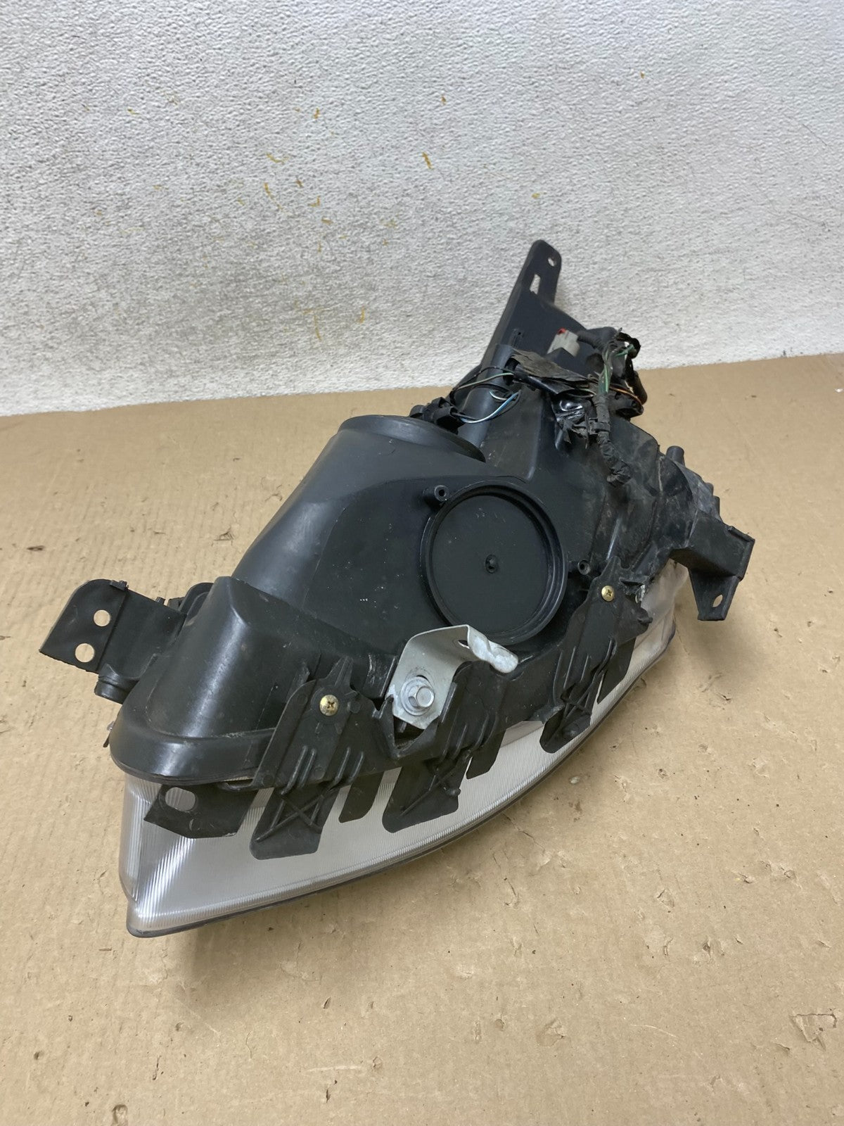 Sedan 2010 2011 2012 Nissan Altima Headlight Right Passenger Rh AH6841 DW5