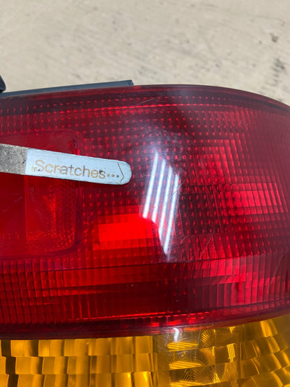 2002 2003 2004 Honda Odyssey Right Passenger Side Tail Light AI0946 LK3