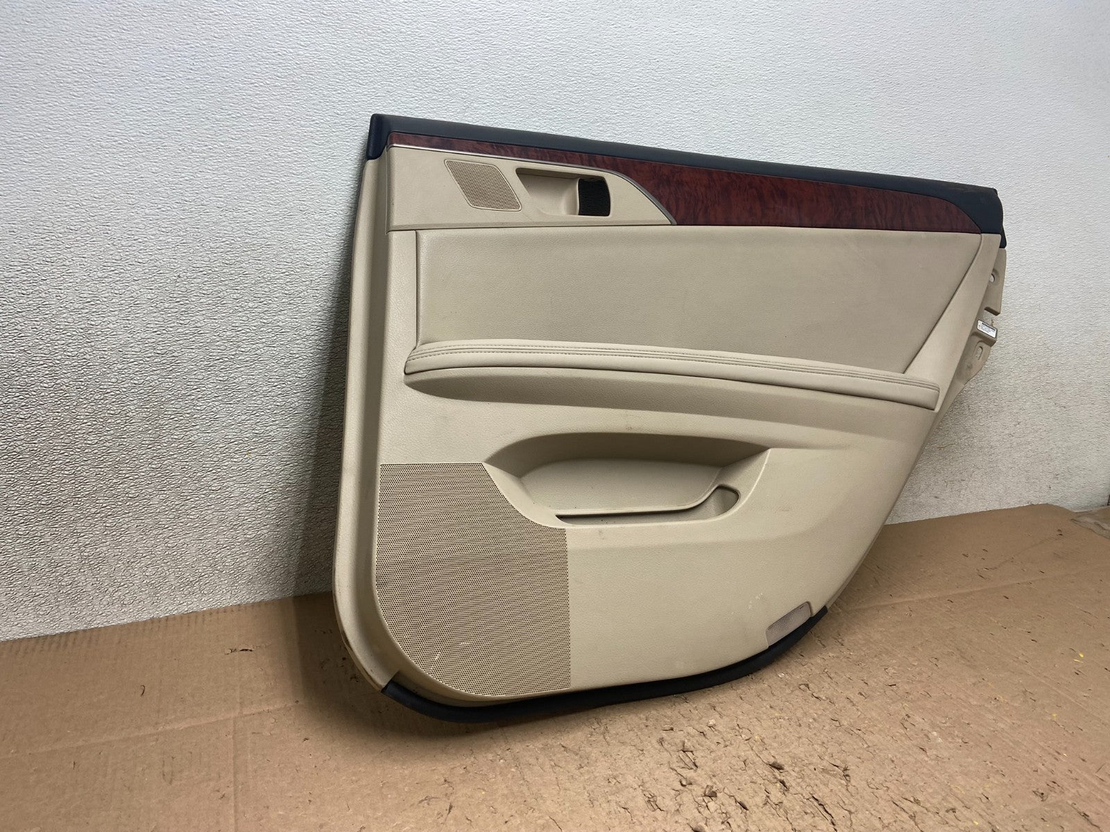 2005-2012 Toyota Avalon Rear Right Passenger RH Door Trim Panel Trim y4927 DG2