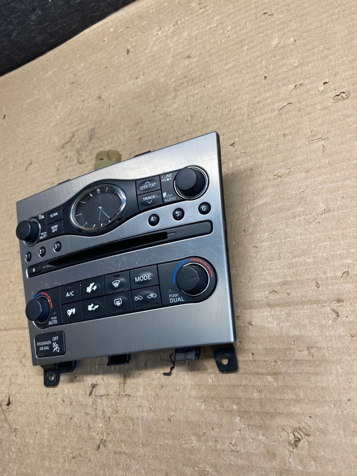 2009 to 2013 Infiniti G37 Radio Player Climate Control Panel Bezel AH3743 DG3