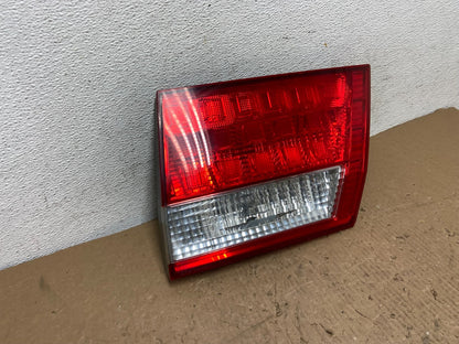 2005 2006 2007 Honda Odyssey Inner Right Passenger RH Tail Light AD8251 DW2