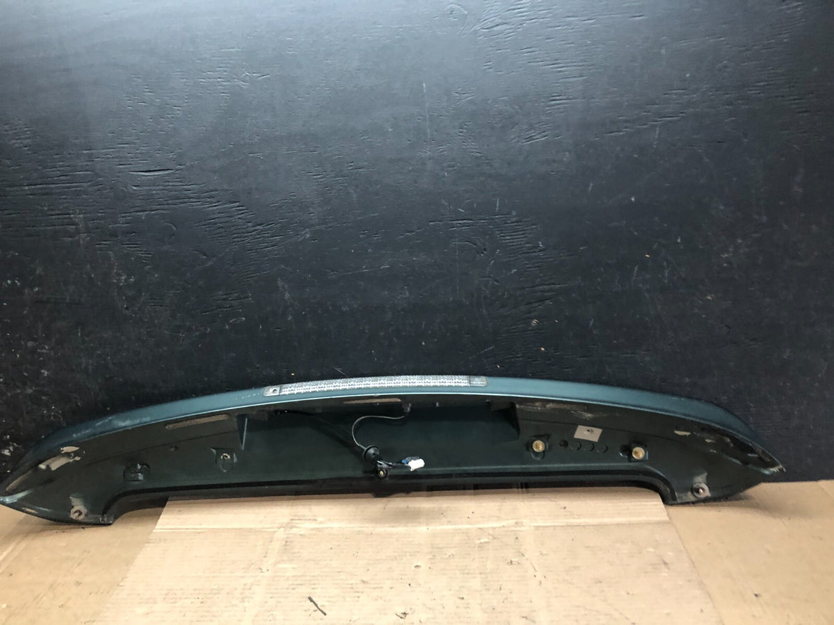 2005 to 2006 Mitsubishi Outlander Rear Spoiler LED Brake Light G7864 DG15