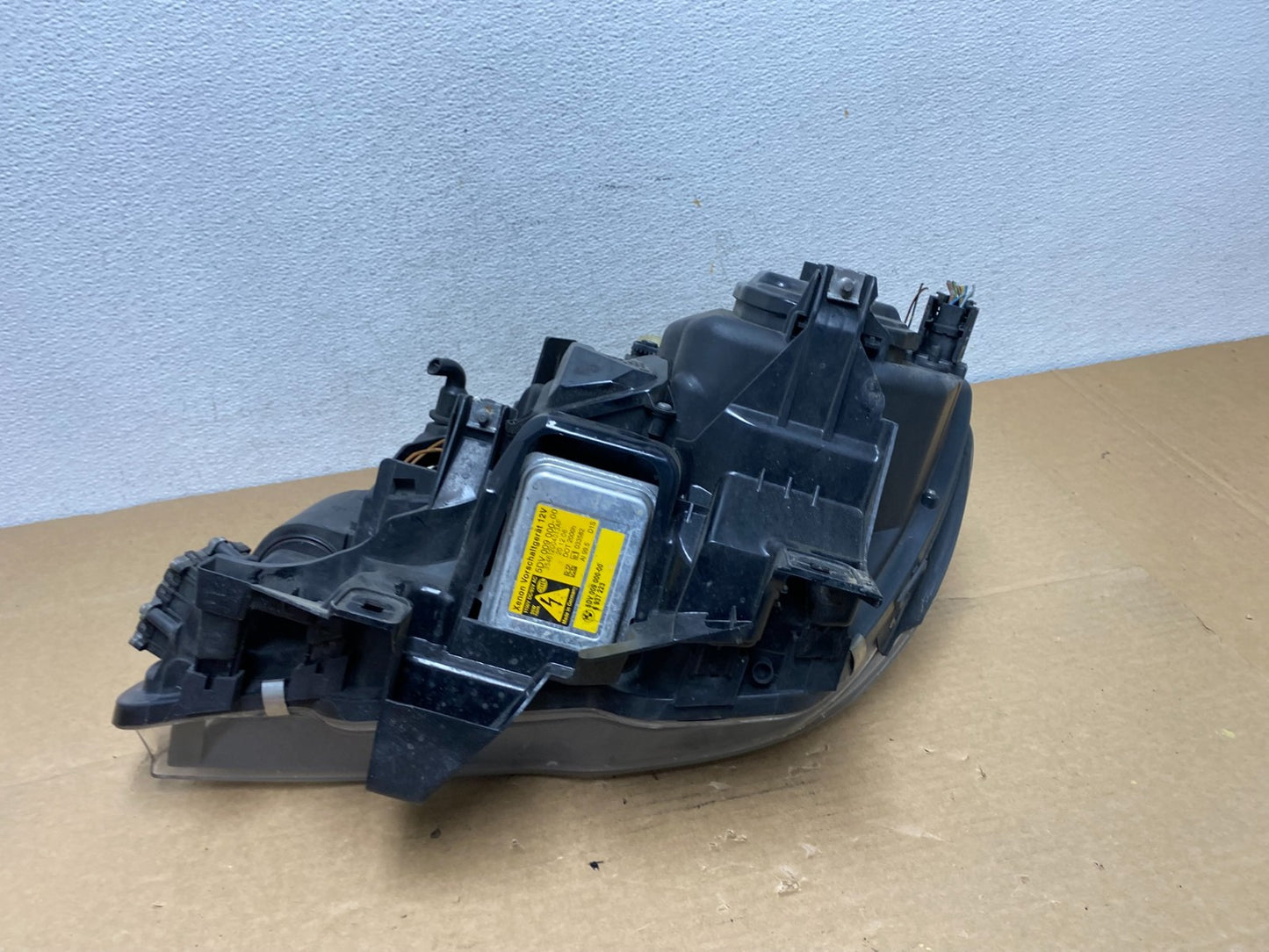 2006-2008 BMW 7 Series 750i Xenon Hid Afs Right Passenger Headlight AD38527