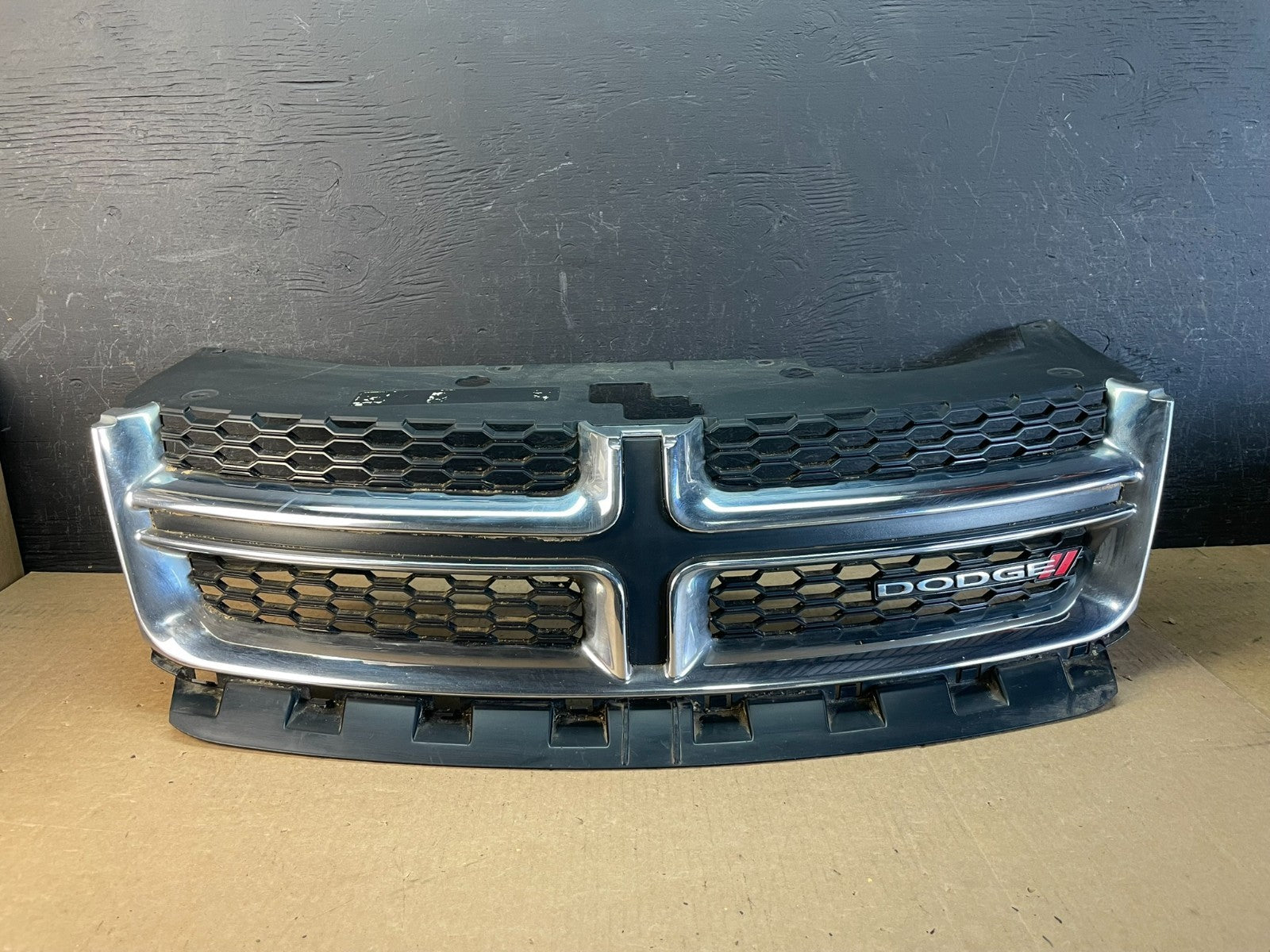 2011 to 2014 Dodge Avenger Front Upper Black Grill Grille ad0249 DG0