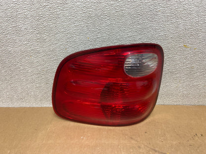 1997 to 1999 Ford F150 F-150 Left Driver LH Side Tail Light Oem Z7085 DW0