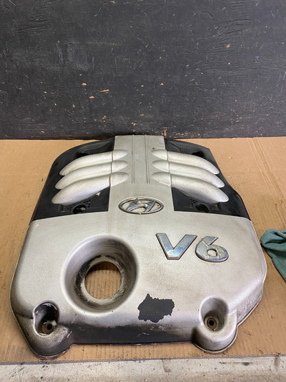 2005 - 2010 Hyundai Santa Fe  V6 Engine Motor Cover P8460 DG0
