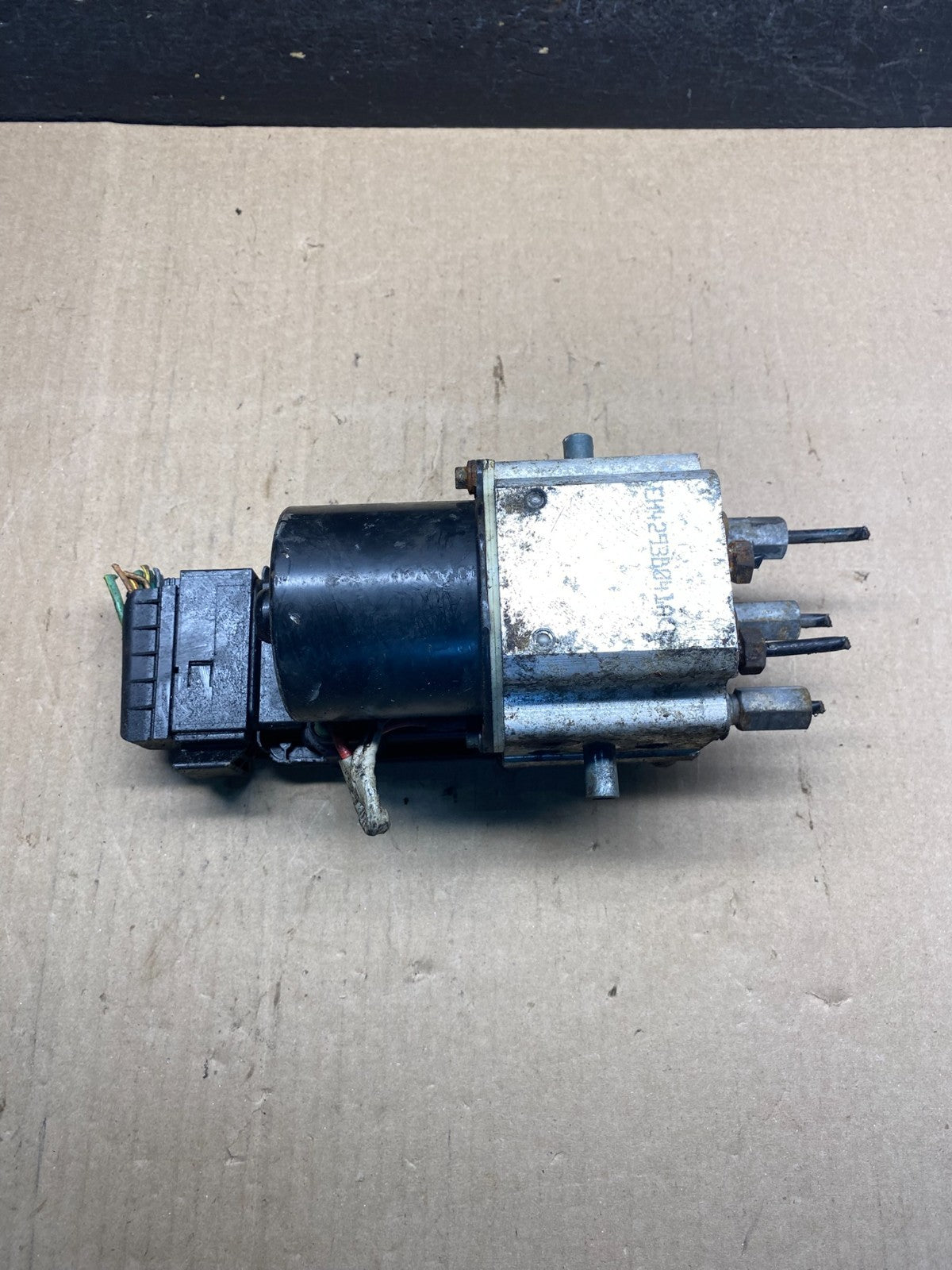 2004 2007 Ford E250 E350 Econoline Anti-Lock ABS Antilock Brake Pump ag9679 DG1