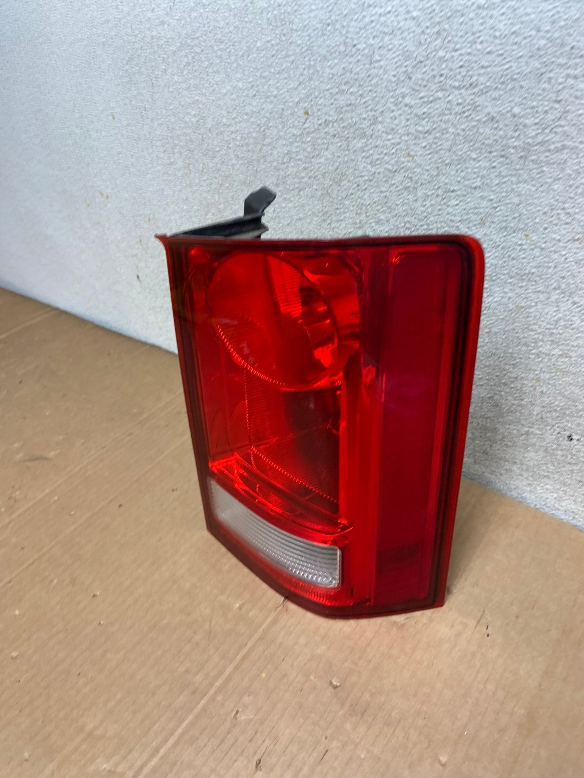 2009 to 2015 Honda Pilot Right Passenger Rh Side Tail light AI8386 LK1