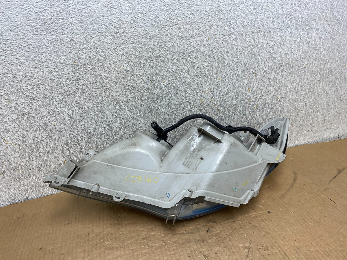 2012 2013 2014 Toyota Camry Right Passenger RH Halogen Headlight AI8160 DW7