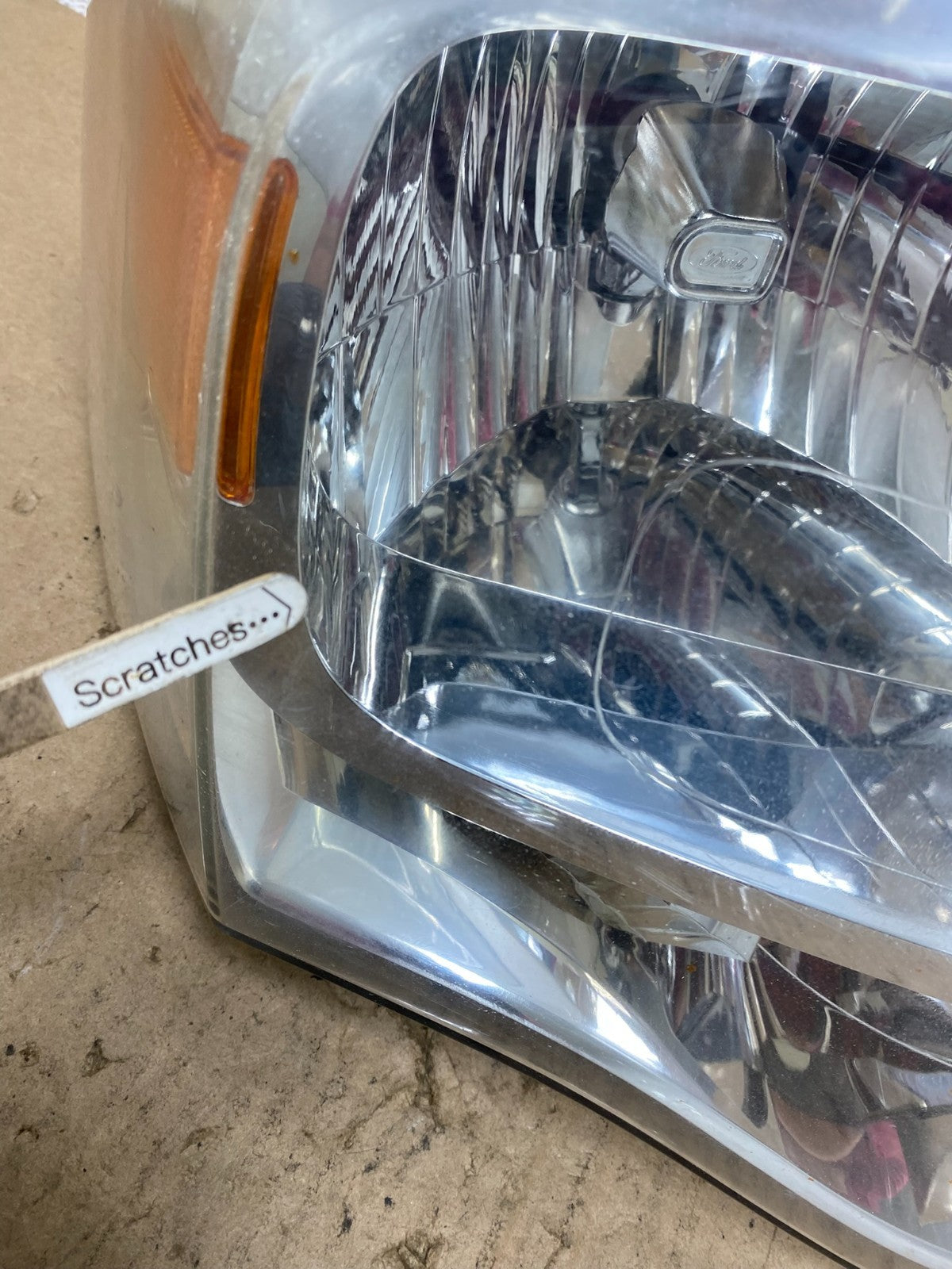 2007 to 2014 Ford Expedition Right Passenger RH side Headlight Halogen AE6604 DW3
