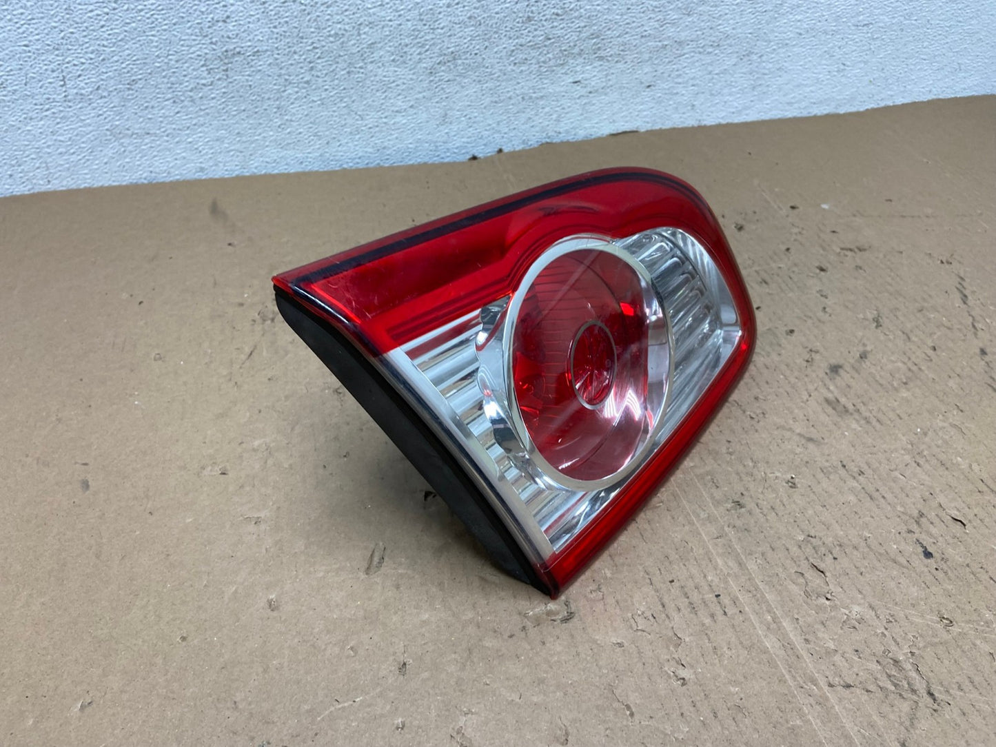 2010-2012 Hyundai Santa Fe Left Driver LH Inner Tail Light AD8121 LK2