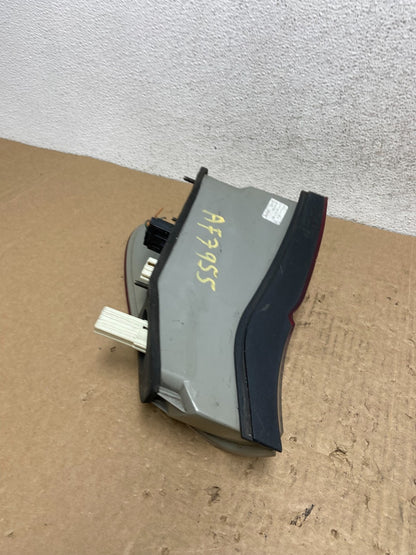 2004 2005 2006 BMW E53 X5 Left Driver Lh Side Tail Light AF7955 GD6