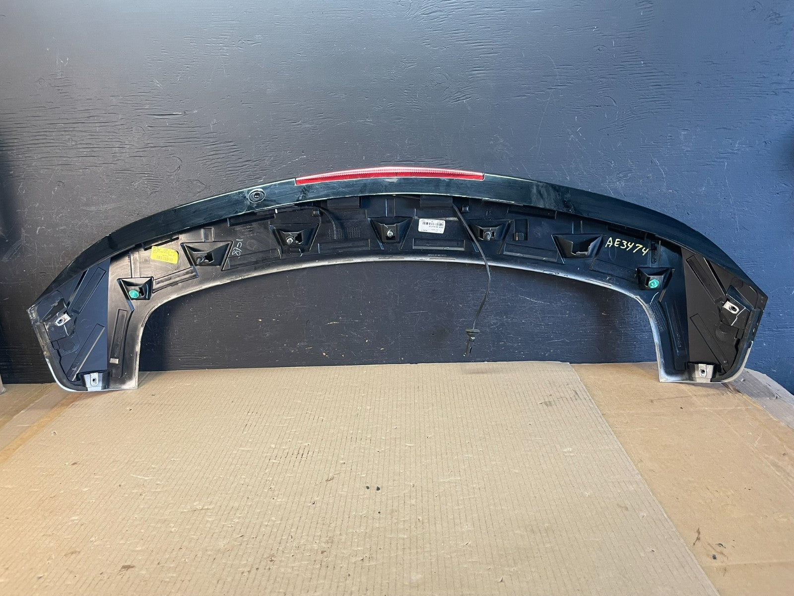 2010-2016 Cadillac Srx Upper Rear Spoiler Wing Brake Light AE3474 DG5