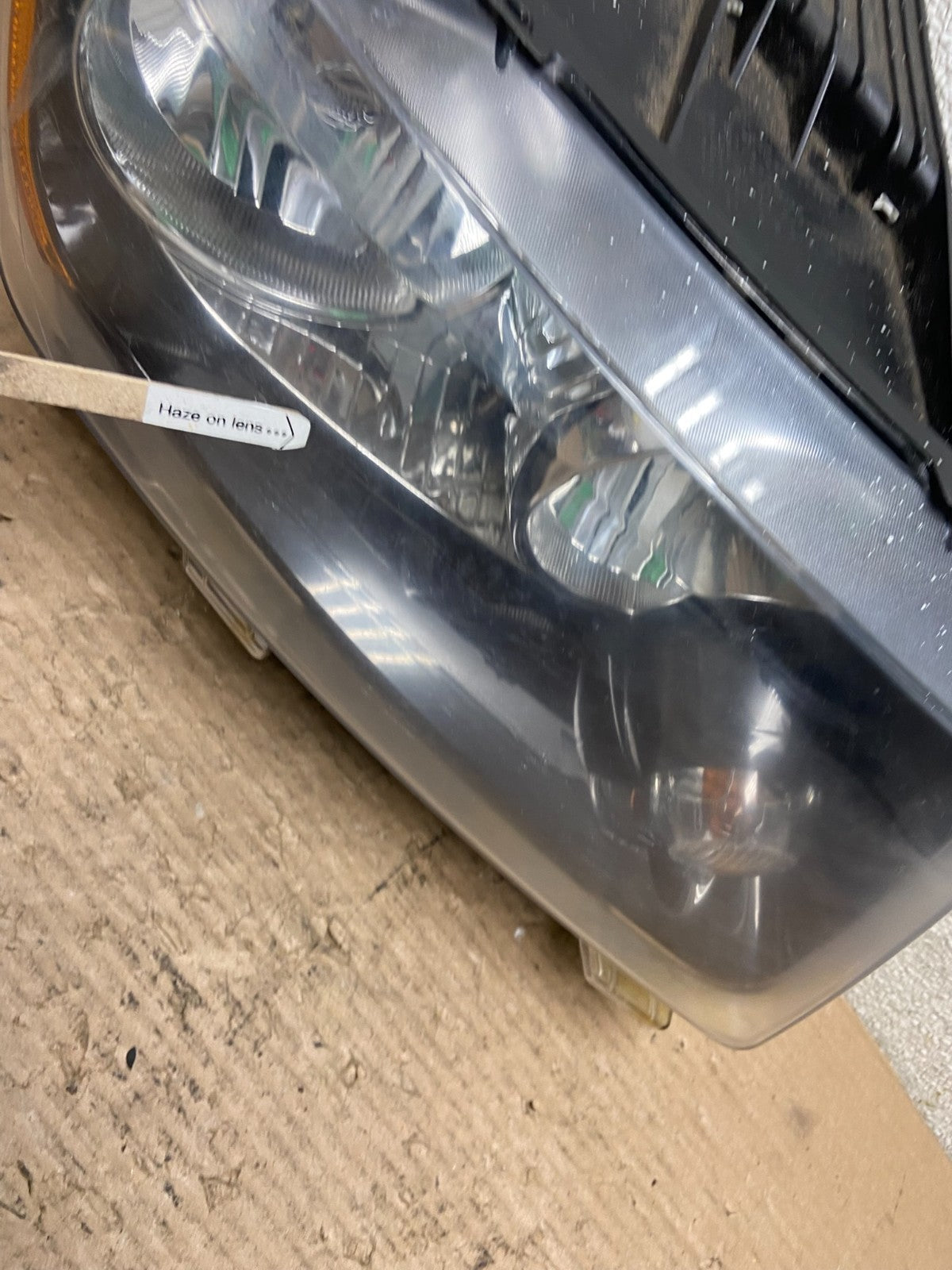 2011-2013 Jeep Grand Cherokee Right Passenger Halogen Headlight AA9571 DW5