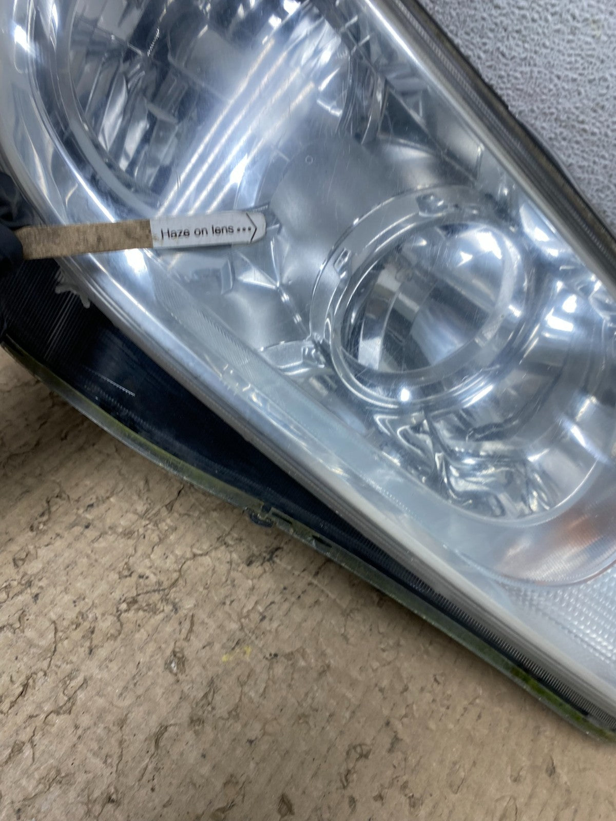 2010 to 2013 Buick Lacrosse Right Passenger Halogen Headlight AF7208 DW4