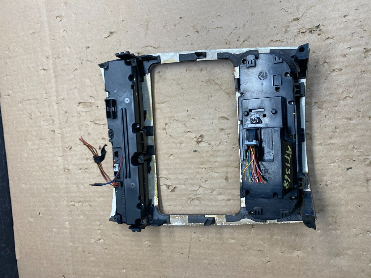 2003 - 2004 Mercedes W209 CLK320 A/C Heater Climate Control Switch AJ1368 DG3
