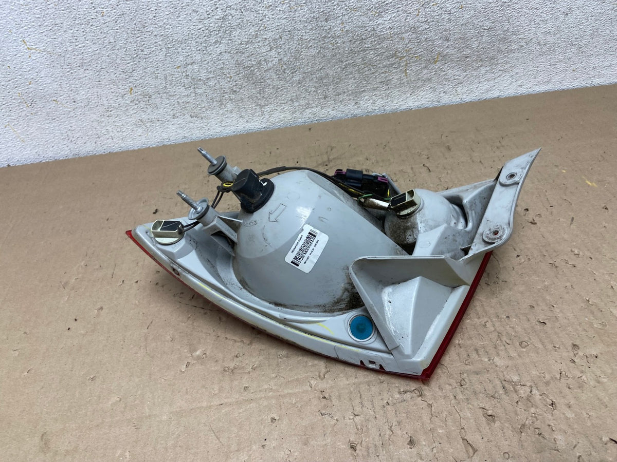2005-2010 Chevrolet Cobalt Sedan Left Driver Side Tail Light AI2517 LK5