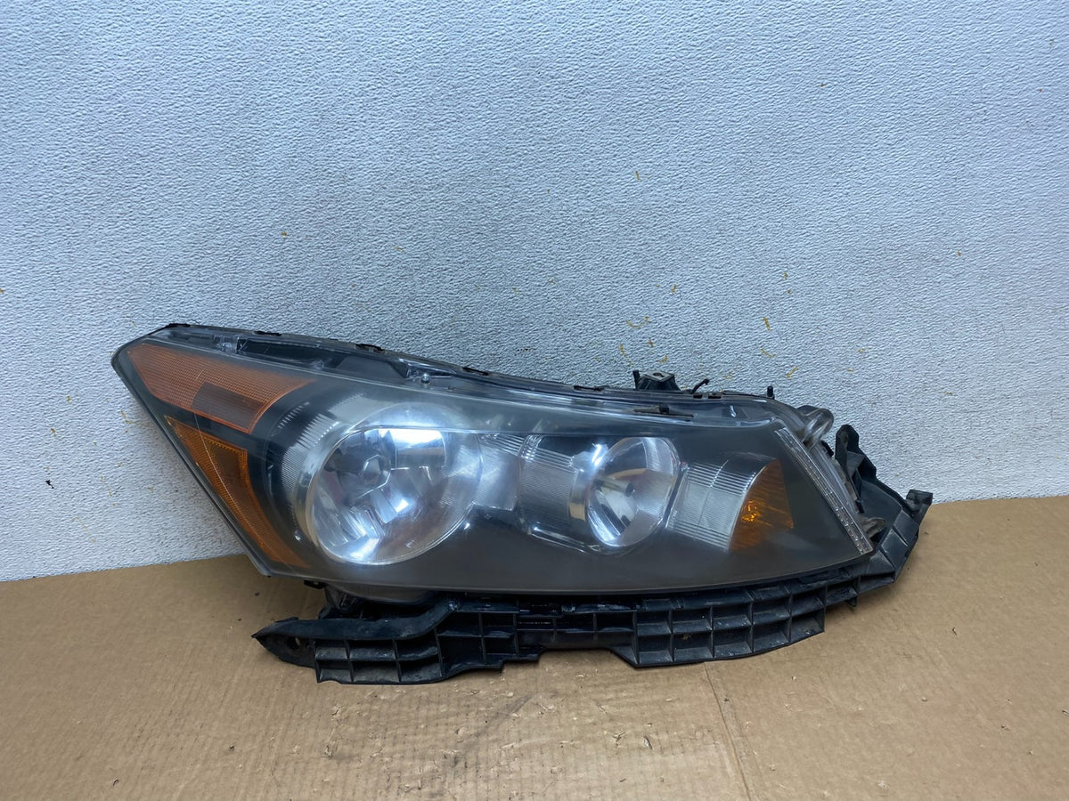 2008 to 2012 Honda Accord Sedan Right Passenger RH Headlight AI4704 DW0