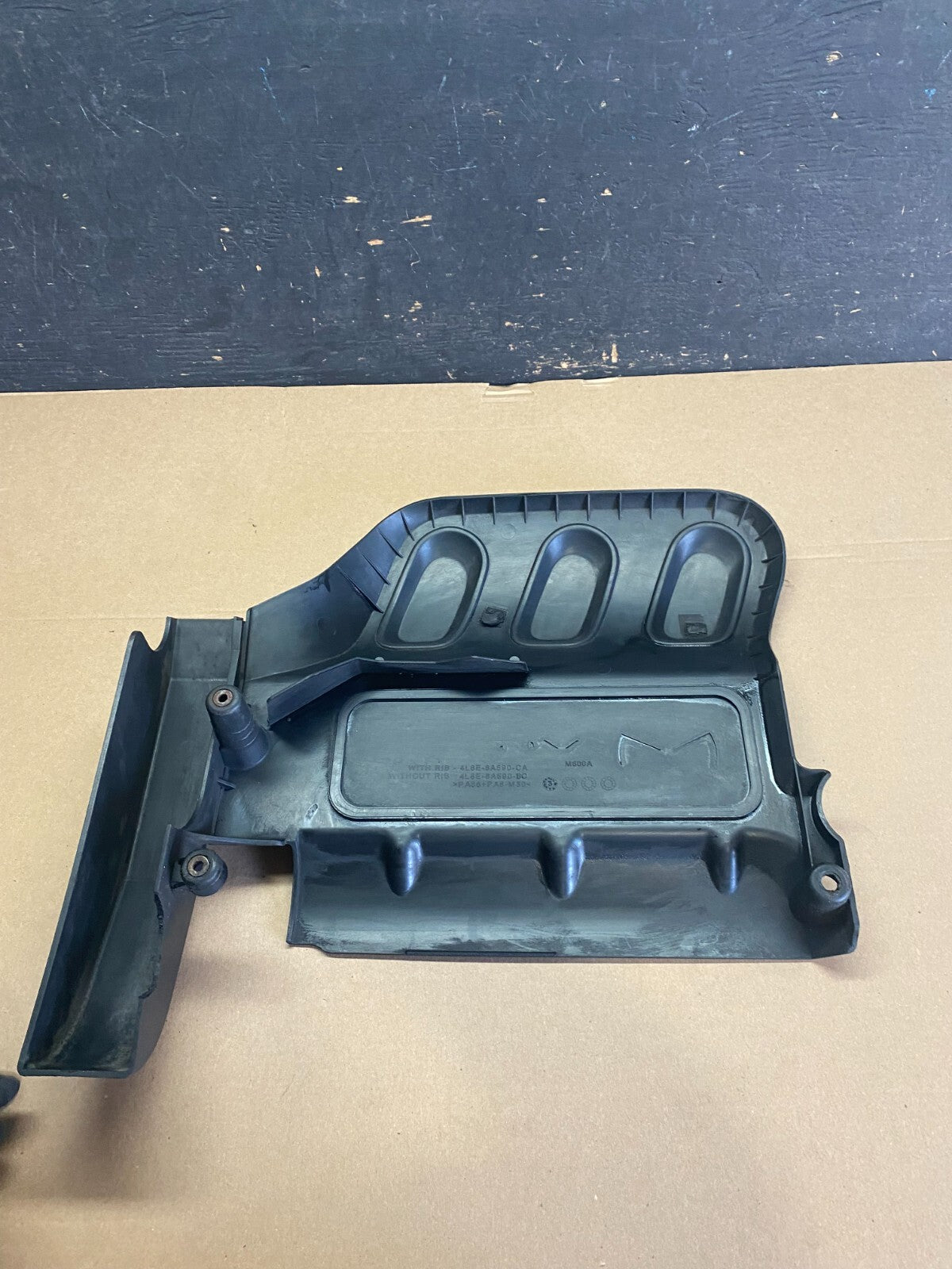 2000 to 2003 Mazda Tribute  DOHC 24 VALVE Engine Shield Top Cover o7908 PS4