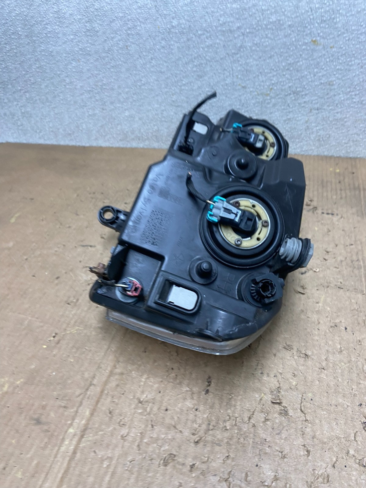 2008 to 2014 Dodge Avenger Right Passenger Side Halogen Headlight AA8263 DW6