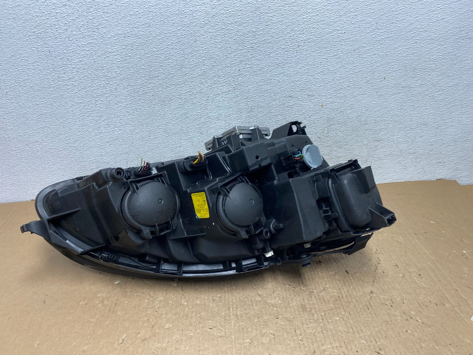 Xenon HID 2003 to 2006 Mercedes S-Class Left Driver LH Headlight AD8811 DW5