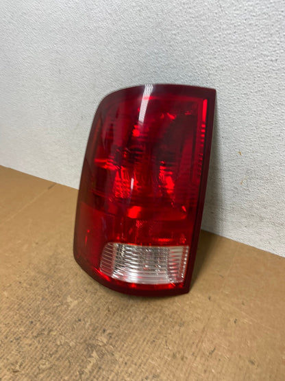 2010 to 2018 Dodge Ram 1500 Left Driver LH Side Tail Light AE2777 LK1
