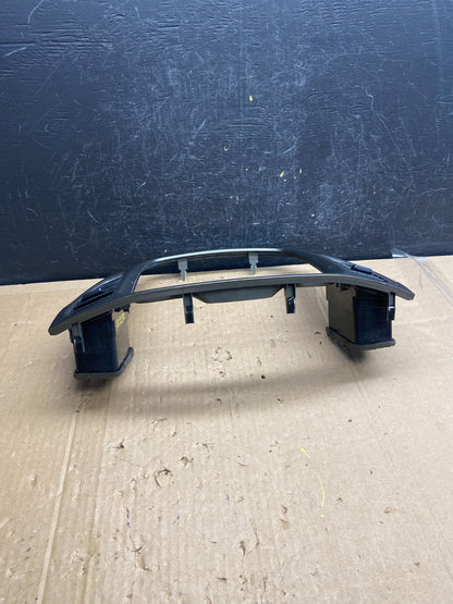 2001-2007 Toyota Highlander Radio Climate Dash Trim Bezel Air Vent AD2230 DG3