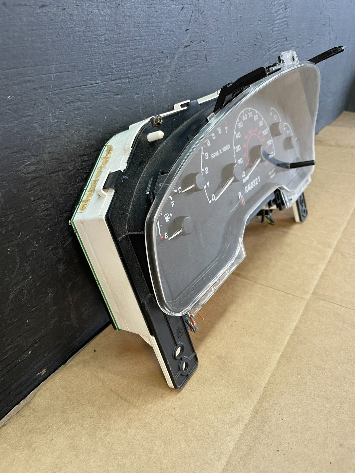 2002 Ford Explorer Speedometer Cluster Gauge AC4959 DG1