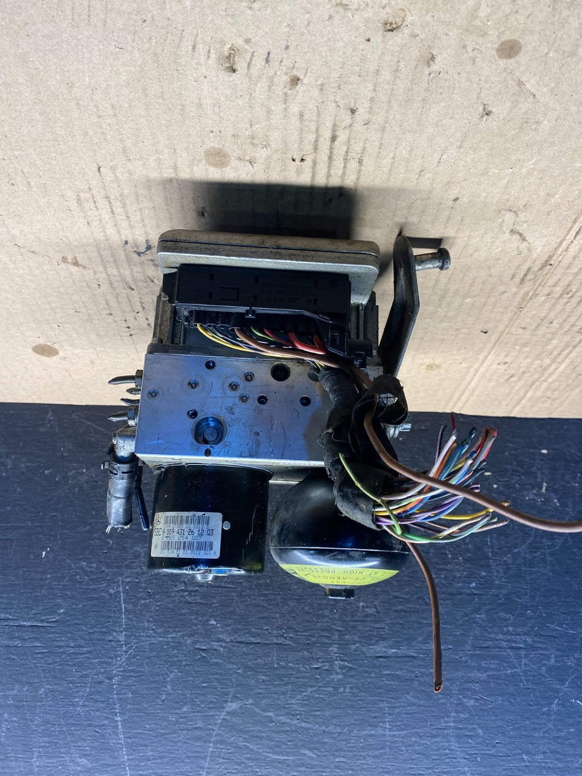 2003-2006 Mercedes E320 E350 E500 ABS Anti Lock Brake Pump Module af6920 DG2