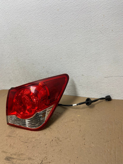 2011 2012 2013 2014 Chevrolet Cruze Right Passinger RH Side Tail Light AD7770 LK1