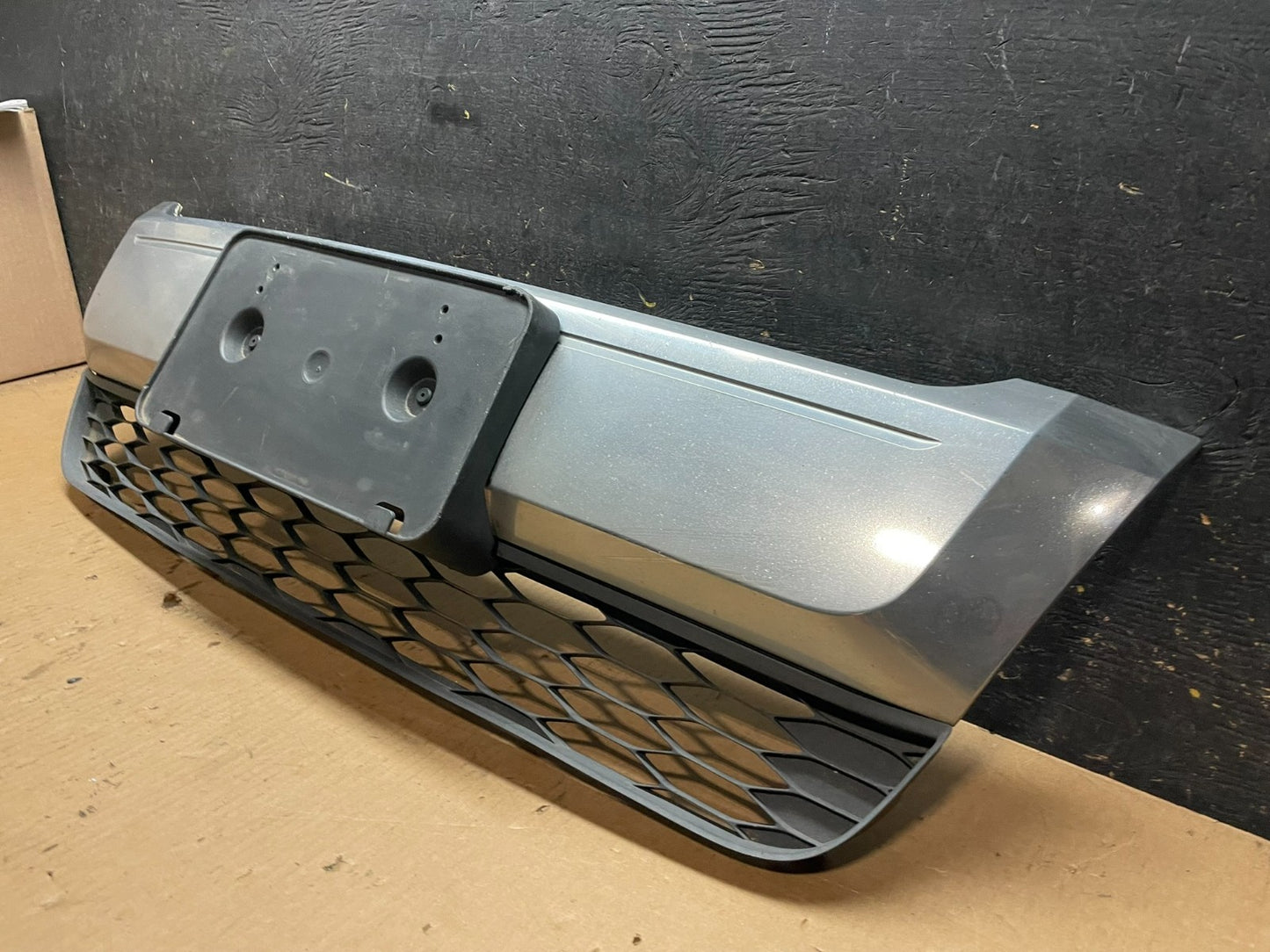 2011 to 2014 Ford Edge Front Lower Chrome Grille Cover Moulding aa2384 DG2