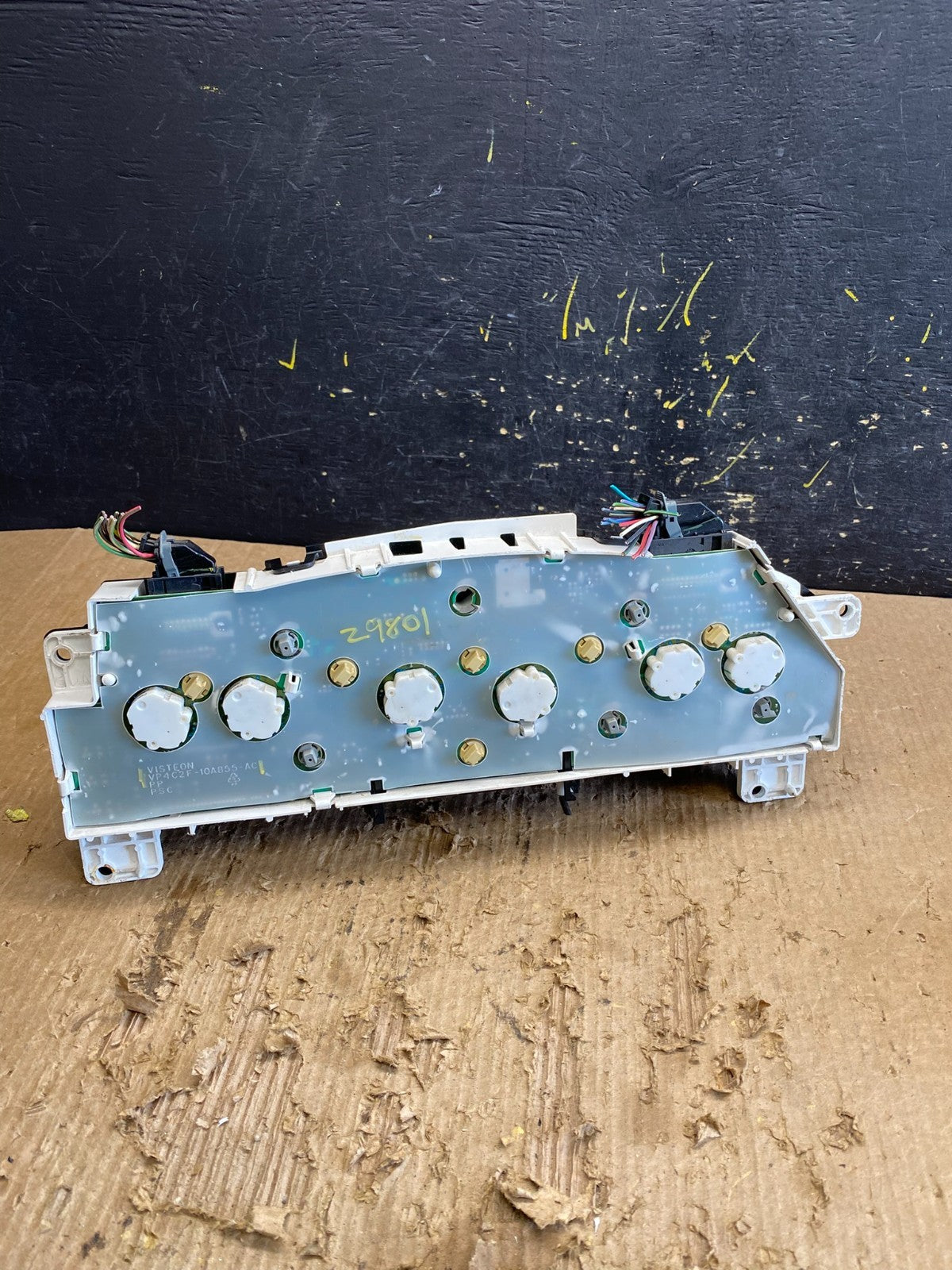 2006 Ford E350 Gauge Speedometer Cluster OEM z9801 DG3